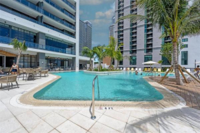 Oasis Studio with Gym & Pool